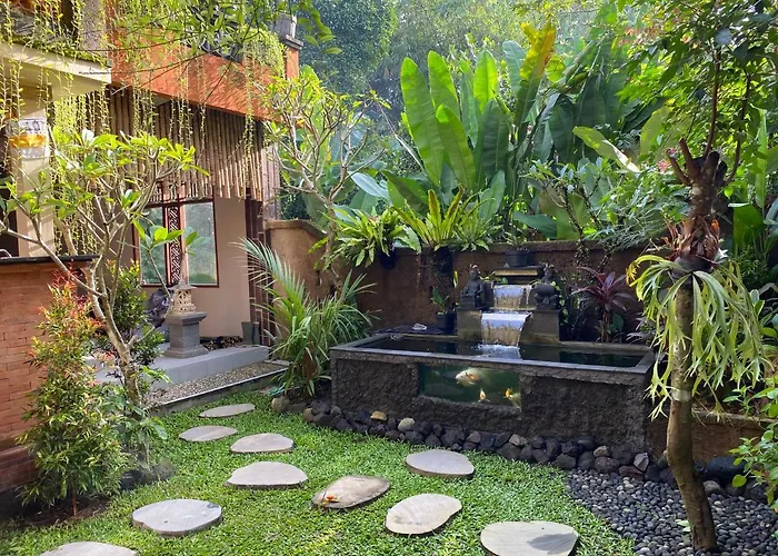 Suk's House-live Locally In Family Compound