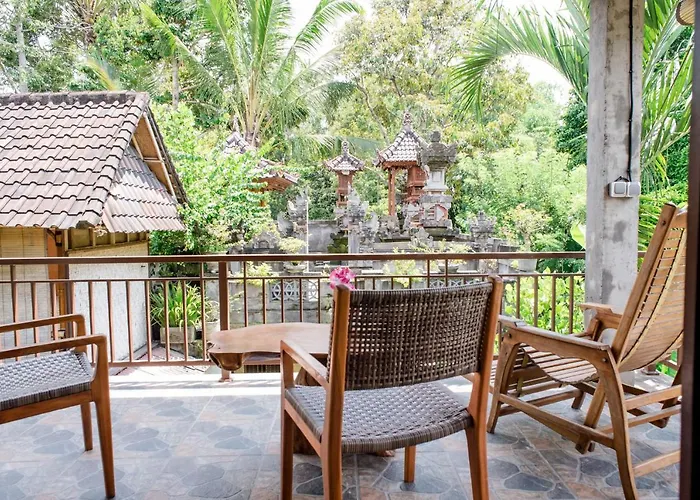 Suk's House-live Locally In Family Compound Guest house